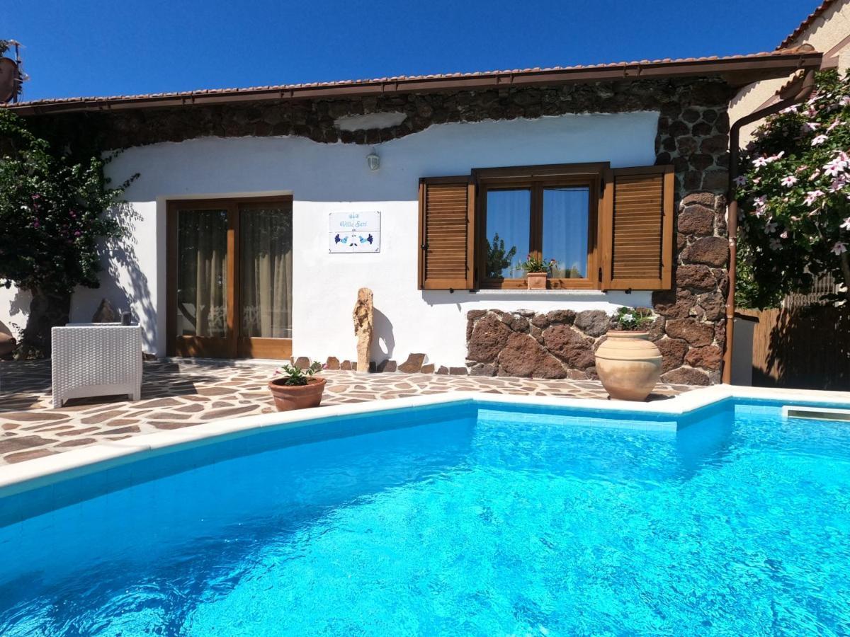 Villa Sari Affitta Camere La Caletta Ngoại thất bức ảnh